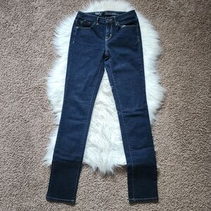 Mossimo Mid-Rise Curvy Straight Jeans